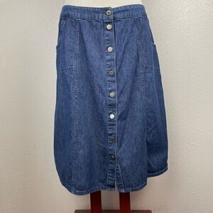 JM Collection Button Down Denim Skirt Size 10 EUC